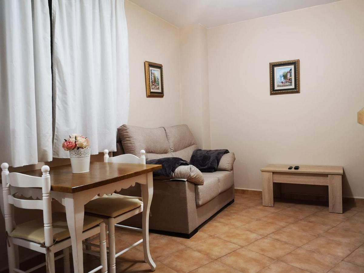 Apartamentos Horno Y Casa De Dulce Purullena Luaran gambar