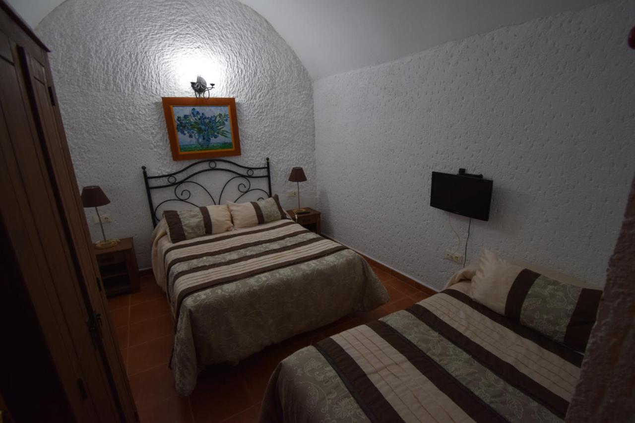 Apartamentos Horno Y Casa De Dulce Purullena Luaran gambar