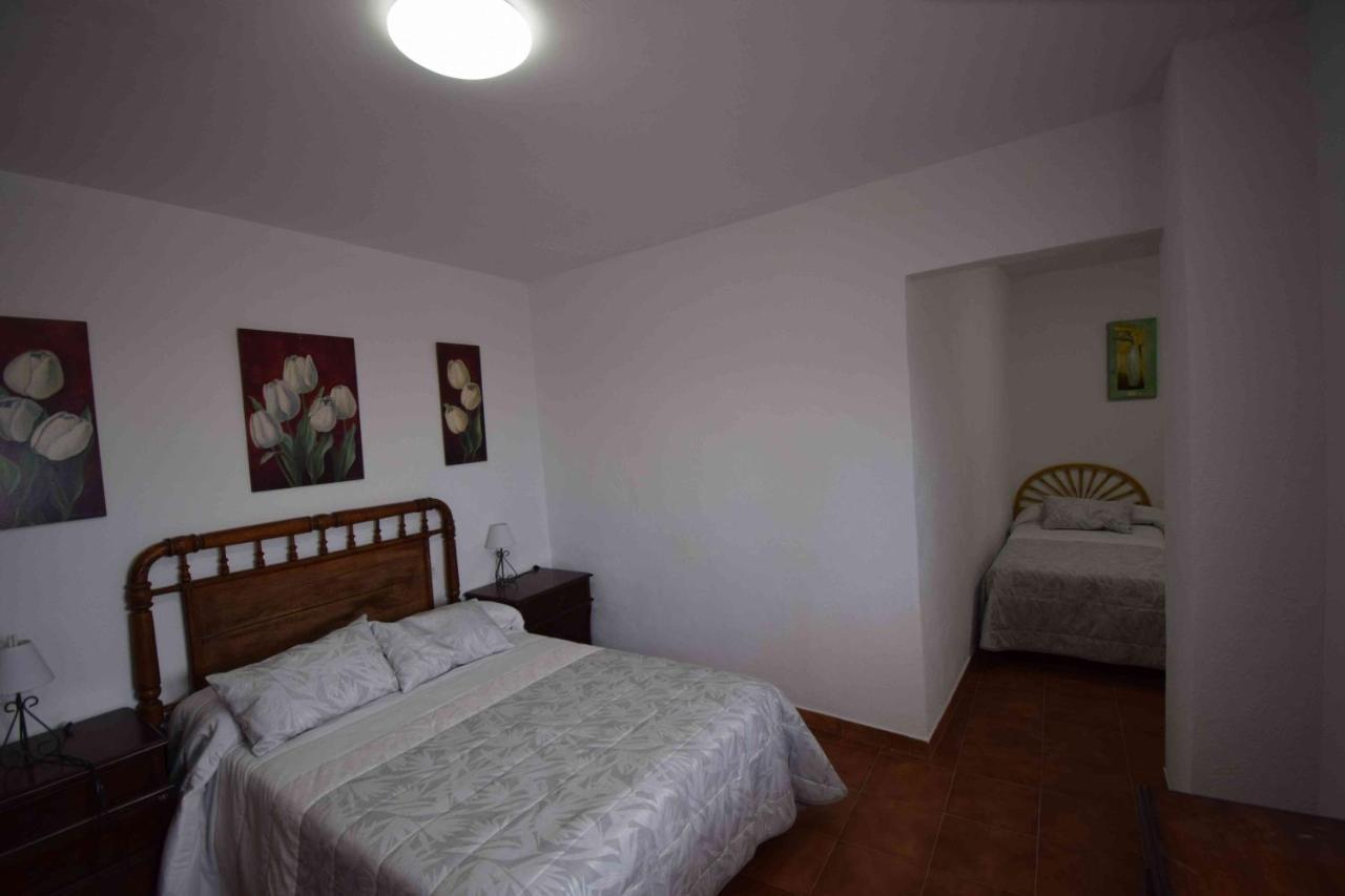 Apartamentos Horno Y Casa De Dulce Purullena Luaran gambar