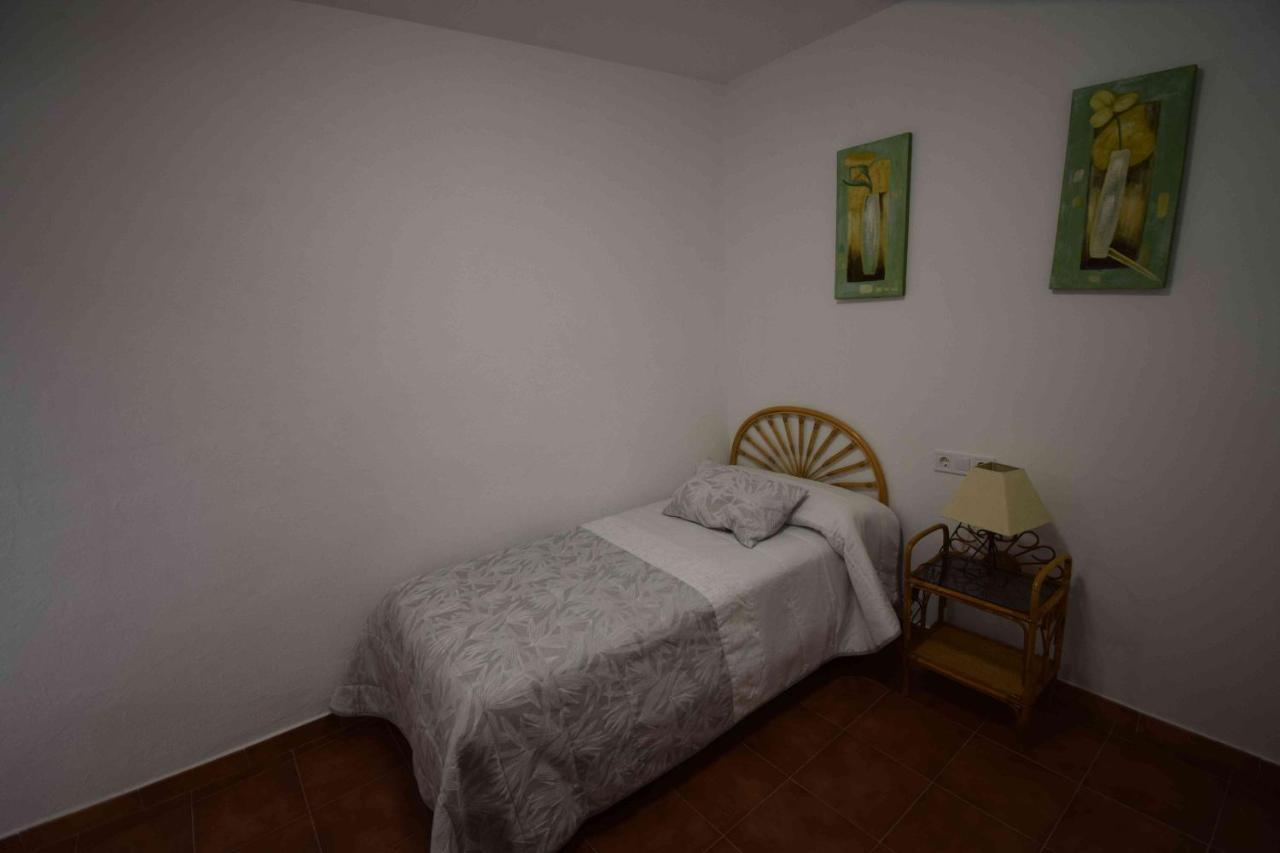 Apartamentos Horno Y Casa De Dulce Purullena Luaran gambar