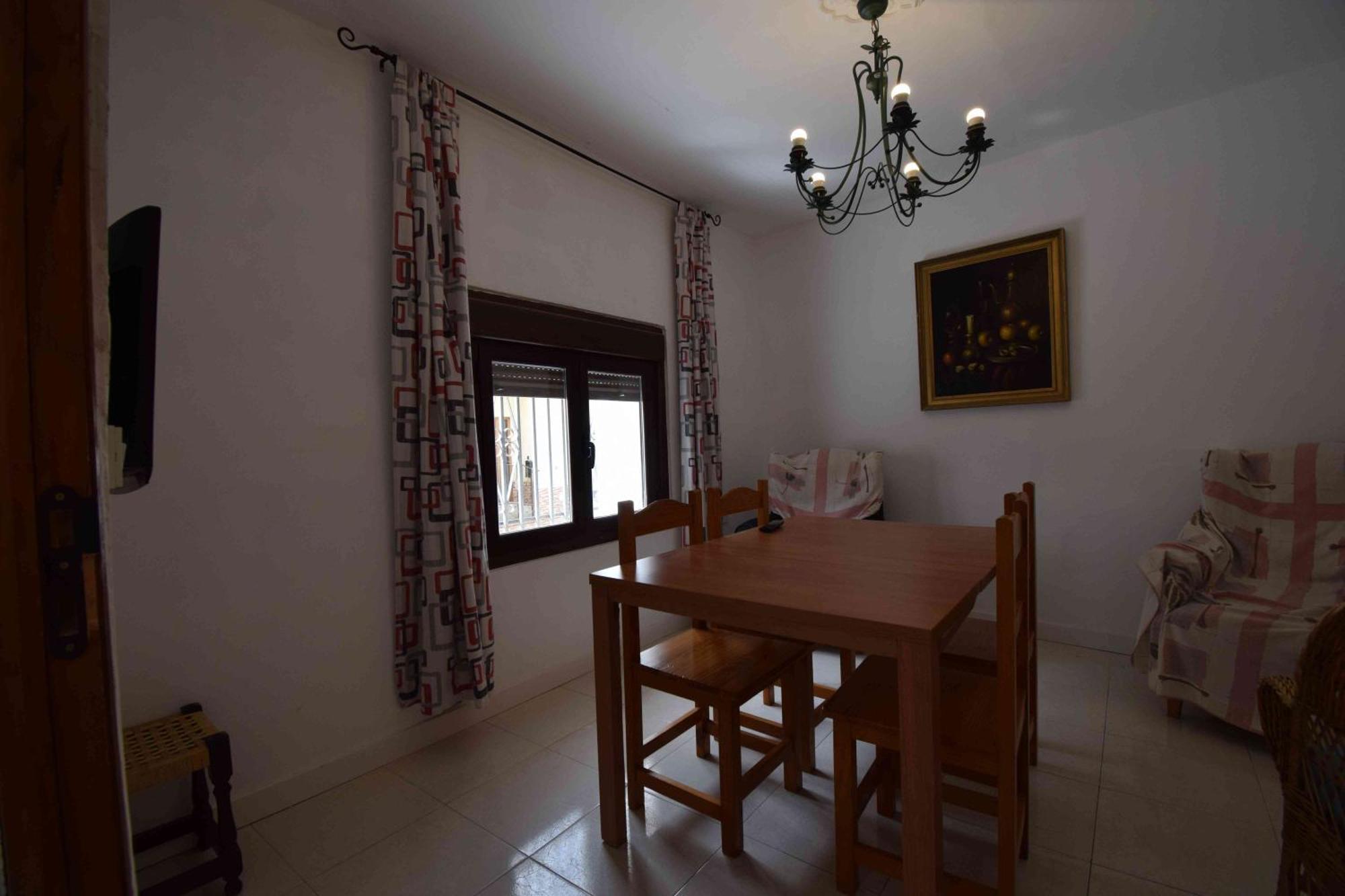 Apartamentos Horno Y Casa De Dulce Purullena Luaran gambar
