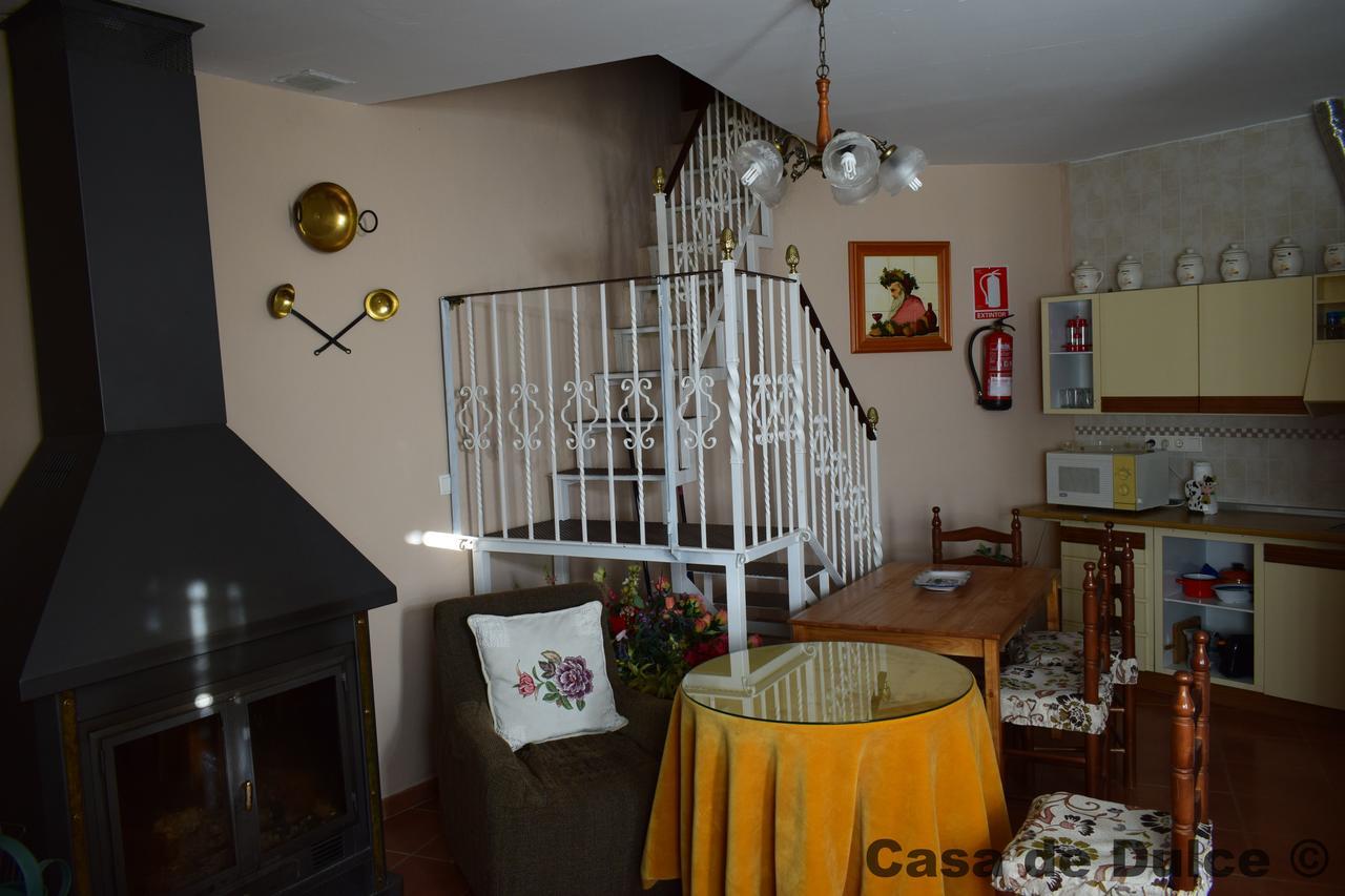 Apartamentos Horno Y Casa De Dulce Purullena Luaran gambar