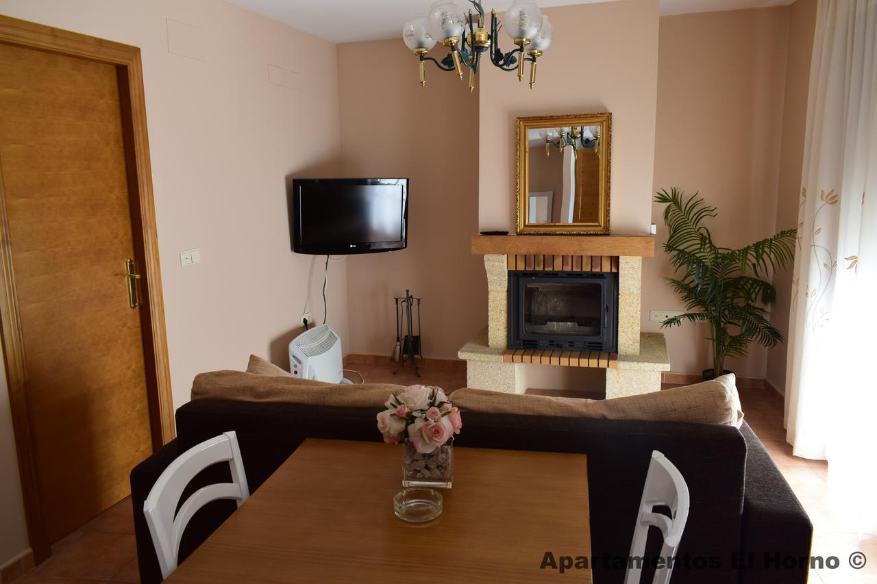 Apartamentos Horno Y Casa De Dulce Purullena Luaran gambar